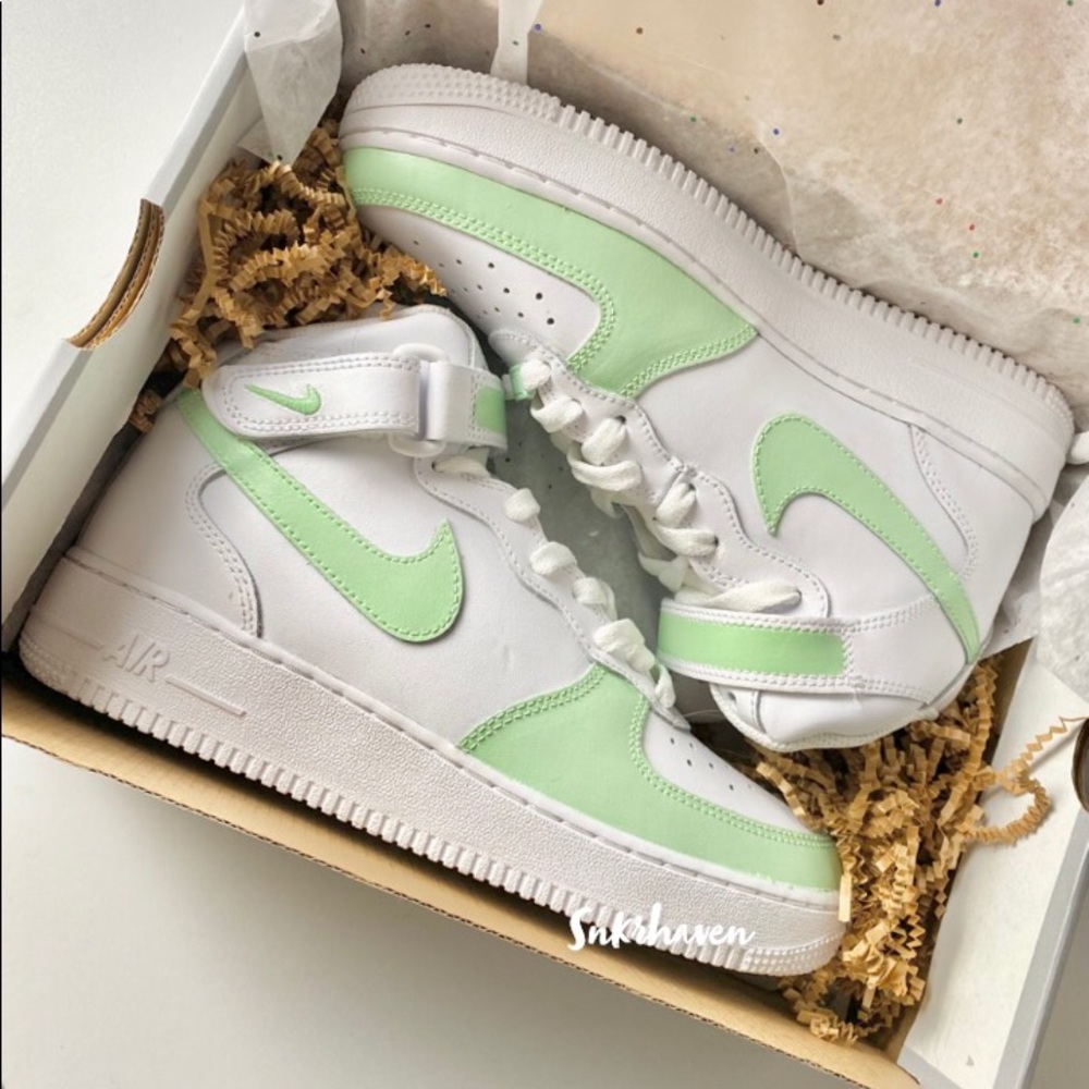 Nike Mids Rare Green Custom Air Force 1 - Picture 1 of 3
